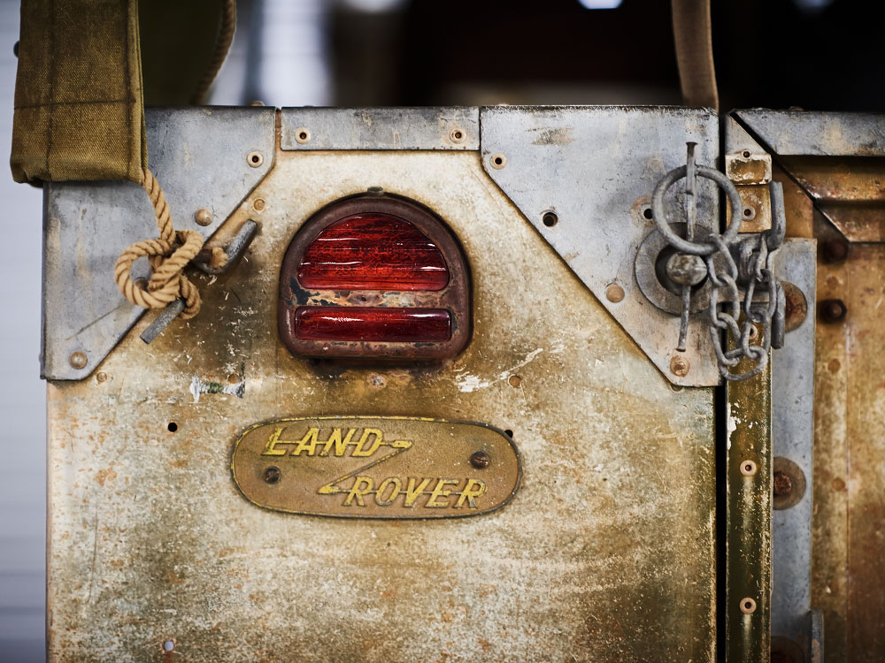 stories Land Rover, Reborn photography