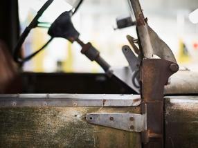 stories Land Rover, Reborn photography